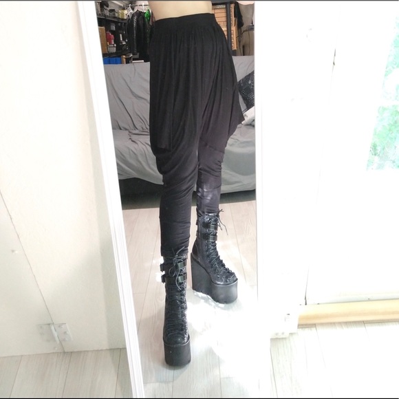 Batwing Pants - Picture 4 of 8